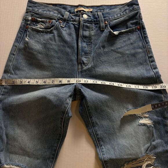 Women's Levi's Vintage wedgie Distressed Denim Jeans Retro Grunge Ripped Knees - Picture 15 of 16